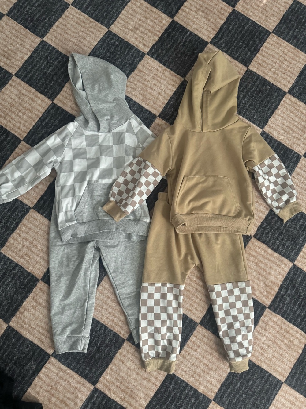 Set of 2 Checkered Toddler Sweat Sets